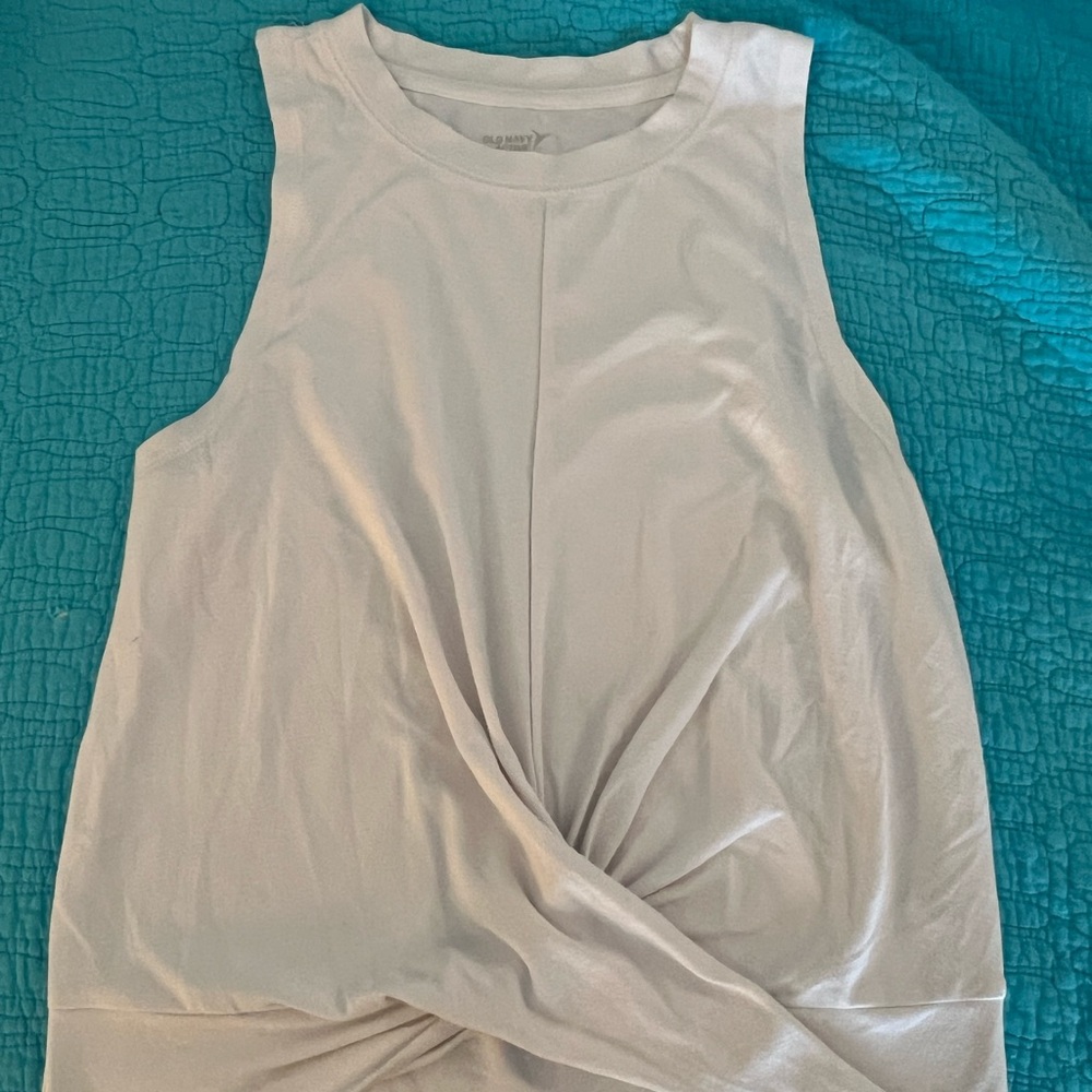 Old Navy Active Women's White Sleeveless Top